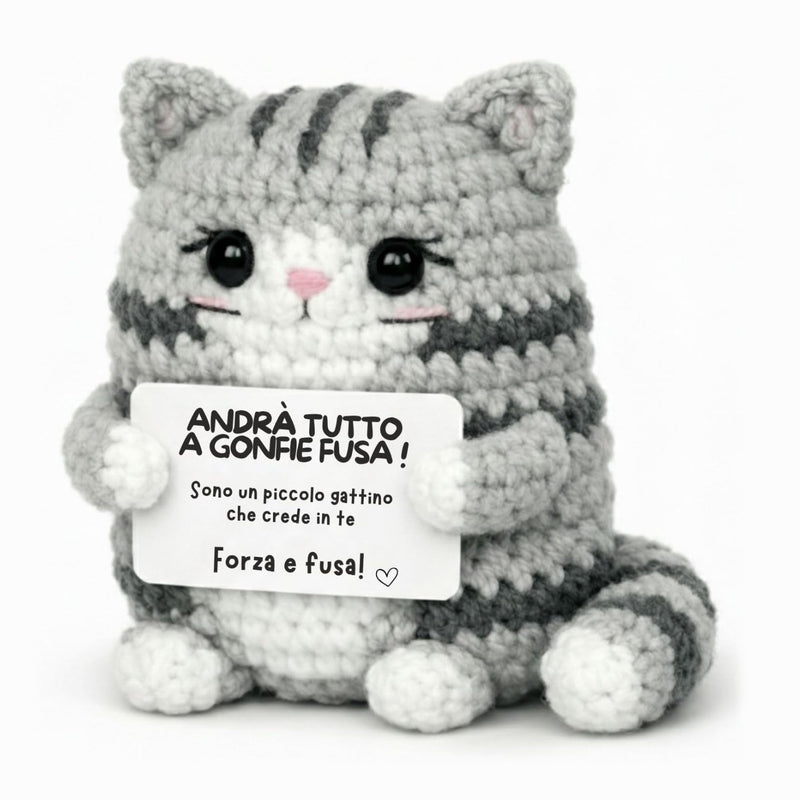 Gattino Positivo – gattino all'uncinetto con il messaggio «Andrà tutto a gonfie fusa!»
